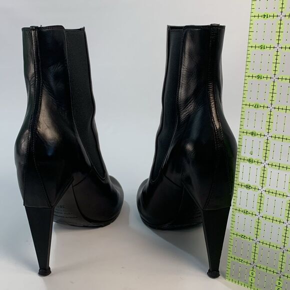 Nicholas Kirkwood black leather round toe high heels Booties 36.5 EUC - Picture 9 of 16